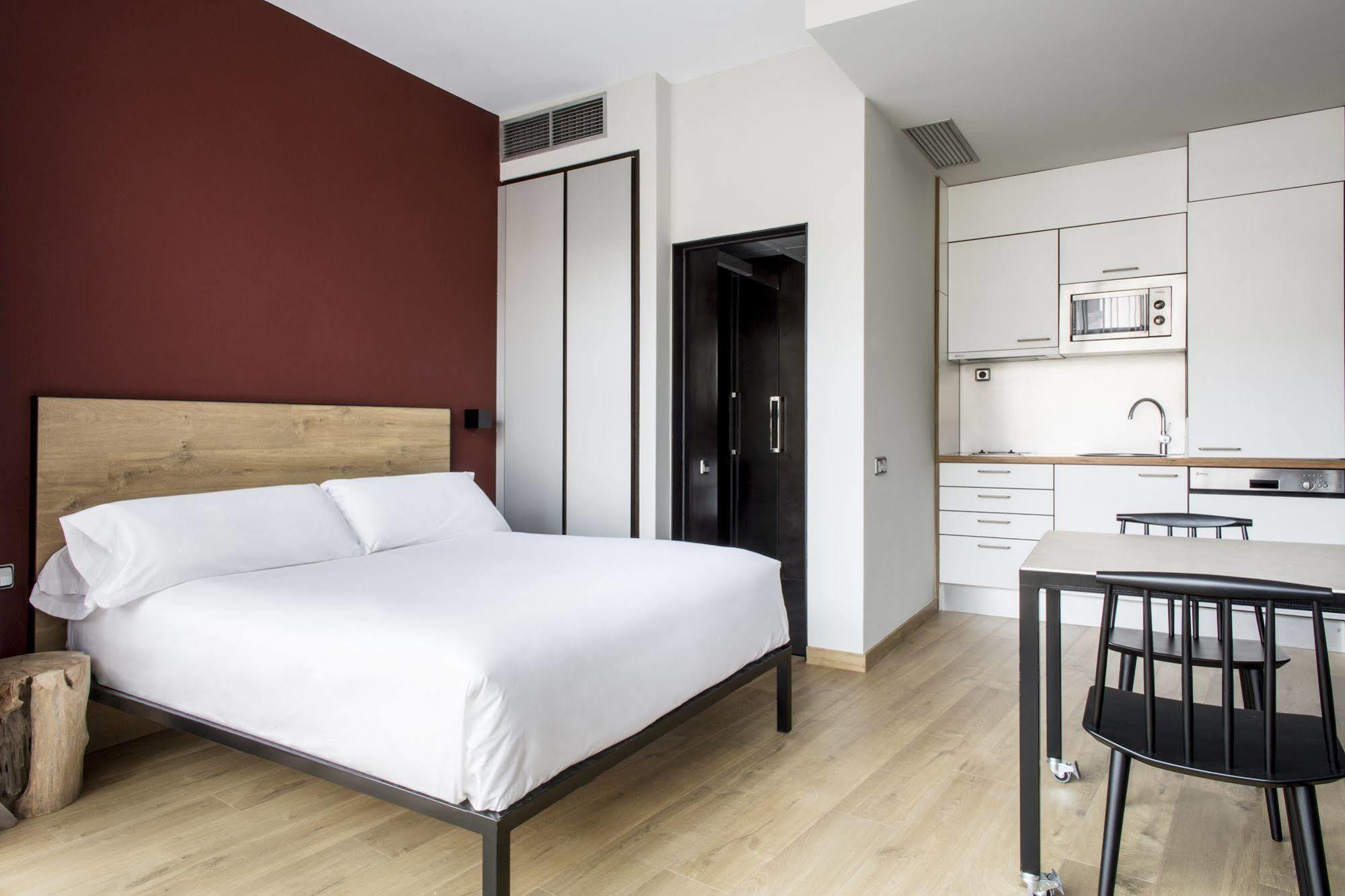 Aparthotel Allada 3* Barcelona Exteriér fotografie